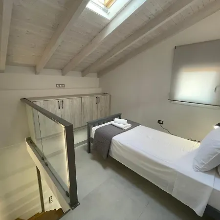 Rodelia 1 Apartament *