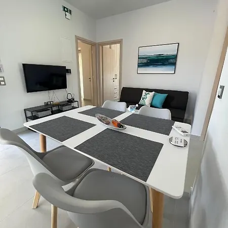 Rodelia 1 * Roda (Corfu)