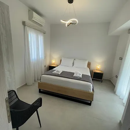 Rodelia 1 * Roda (Corfu)