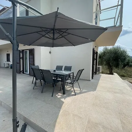 Rodelia 1 Roda (Corfu)