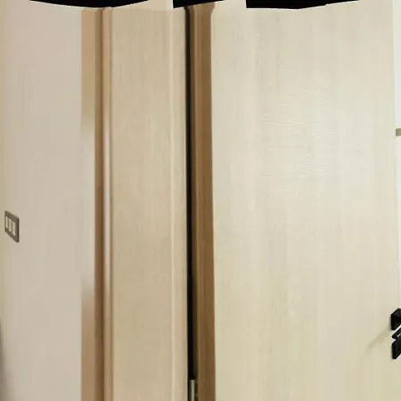 Rodelia 1 * Roda (Corfu)