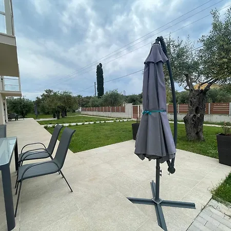 Rodelia 1 * Roda (Corfu)